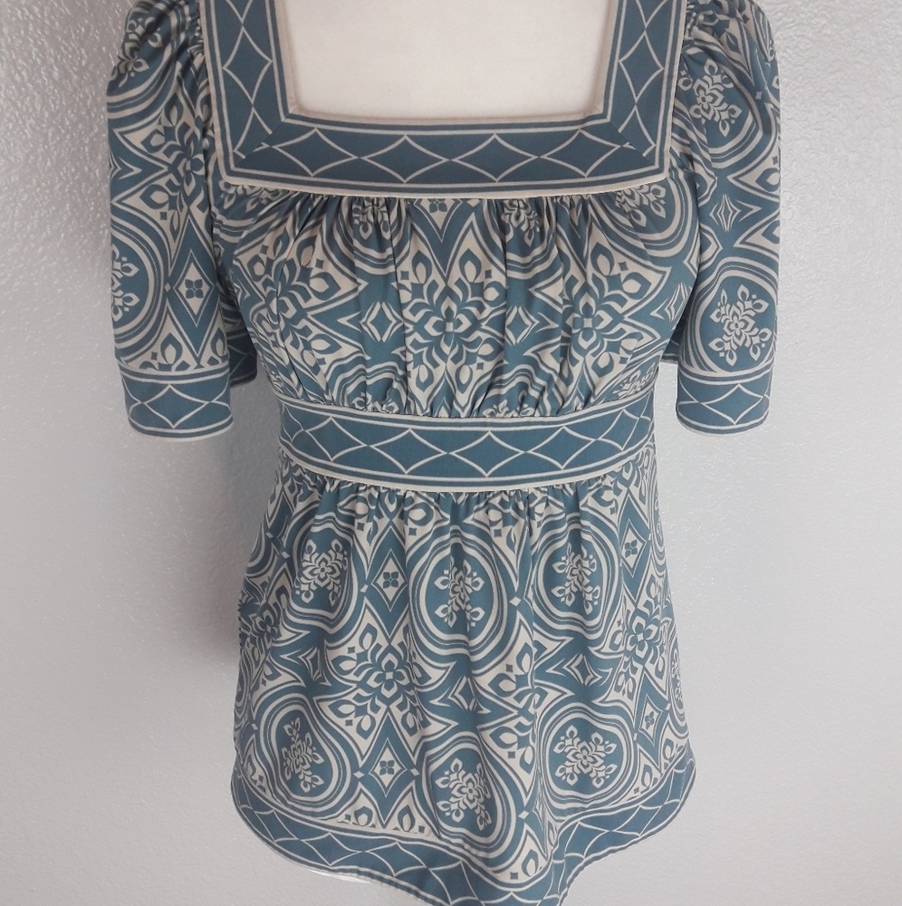 BCBGMaxAzria Square Neck Short Sleeve Top